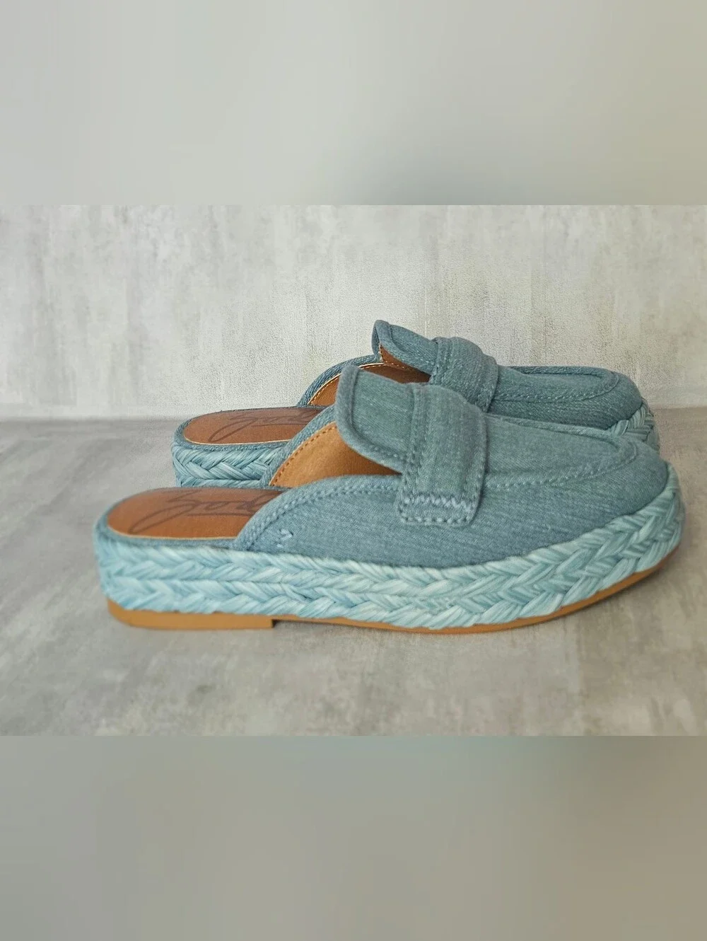 Zodiac Women's Gizelle Blue Denim Platform Espadrille Mules Slides Size 7
